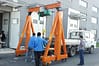 Electric mini mobile portable crane