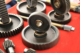 Gears：The surface heat treatment has high hardness wear resistance and low noise.